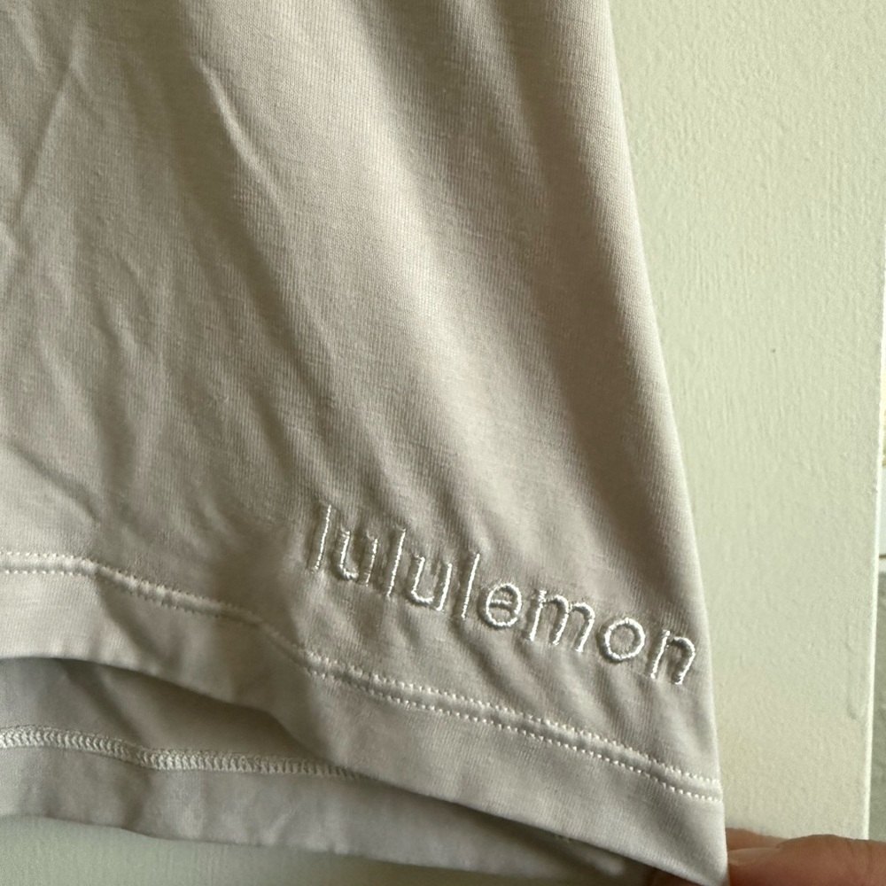 Lululemon Cropped Light Pink Tee
